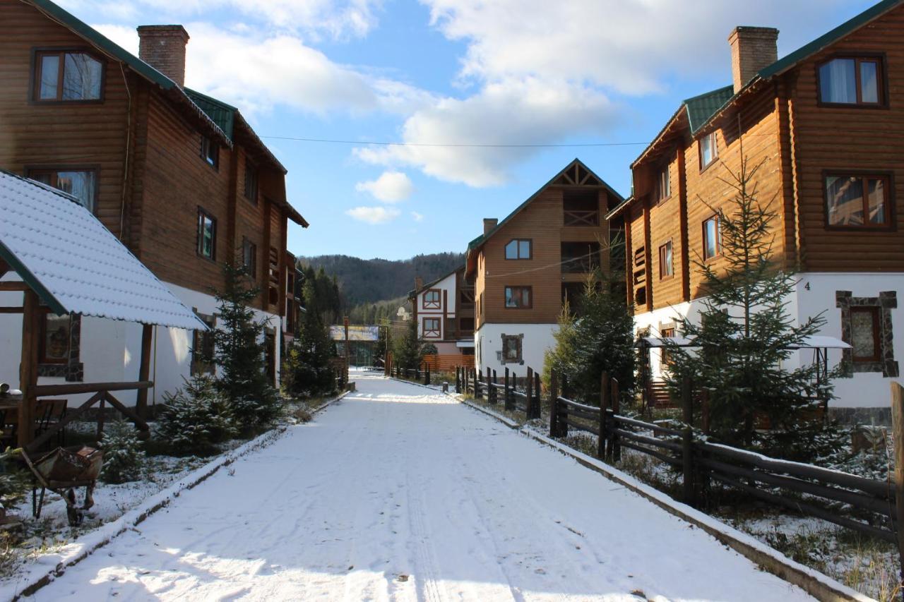 Hirskyy Svitanok Migovo Bagian luar foto