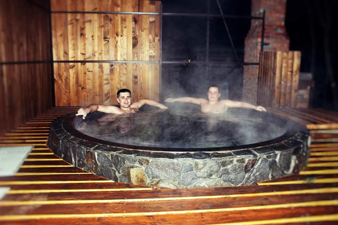Hirskyy Svitanok Migovo Bagian luar foto