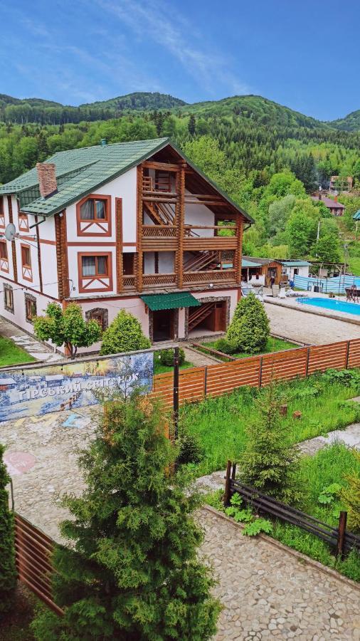 Hirskyy Svitanok Migovo Bagian luar foto