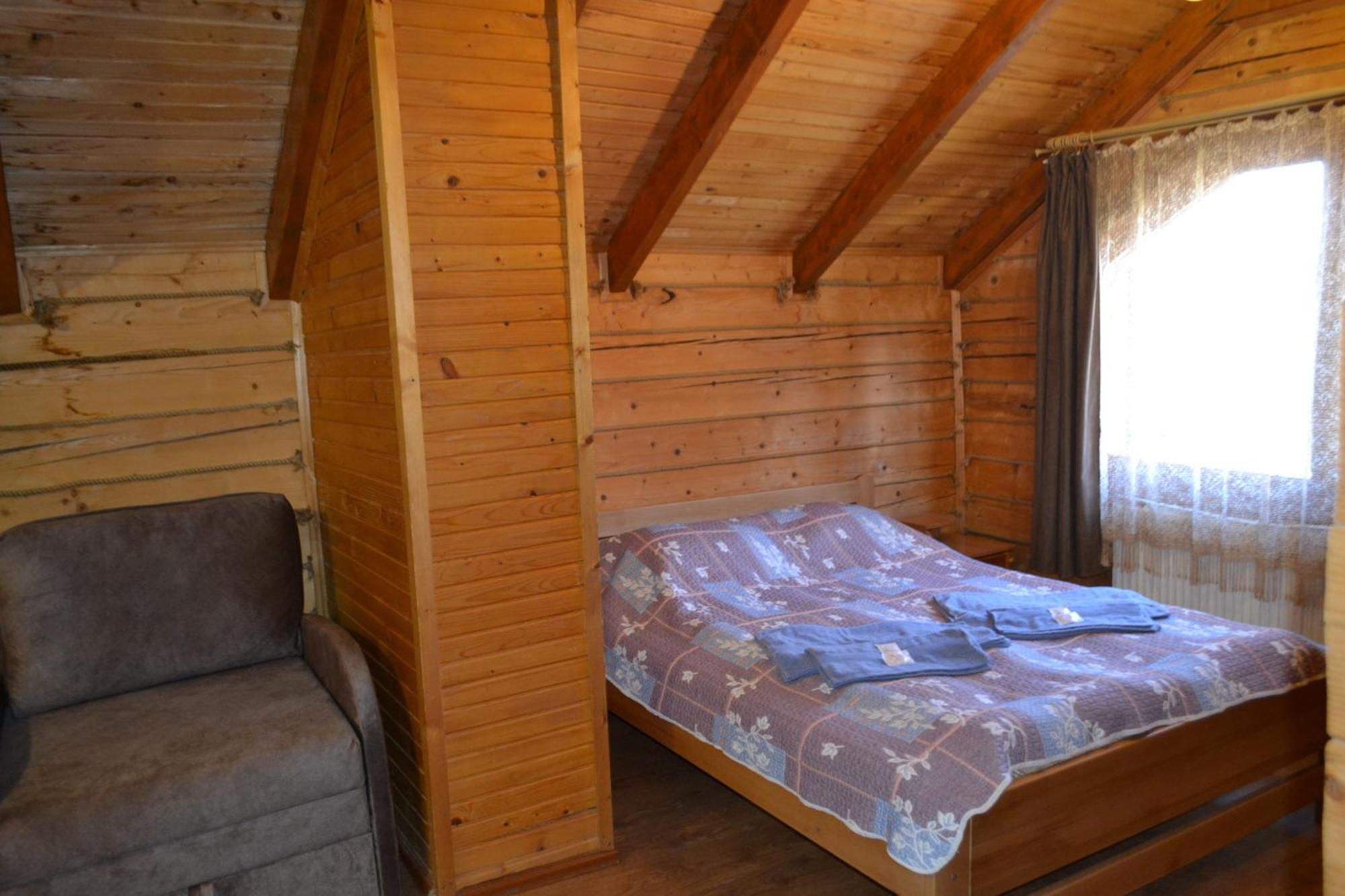 Hirskyy Svitanok Migovo Bagian luar foto